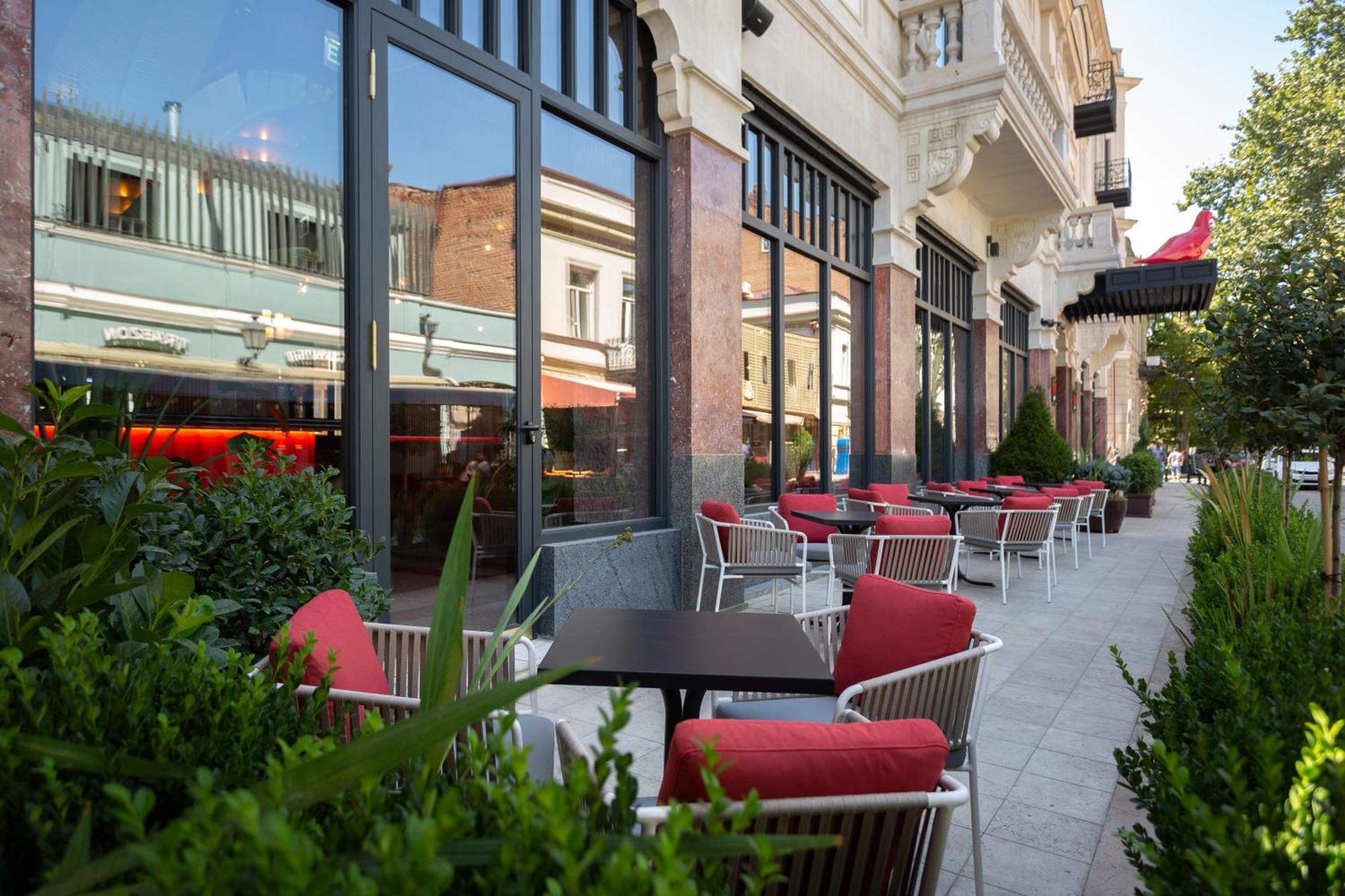 Radisson Red Tbilisi Hotel Eksteriør billede