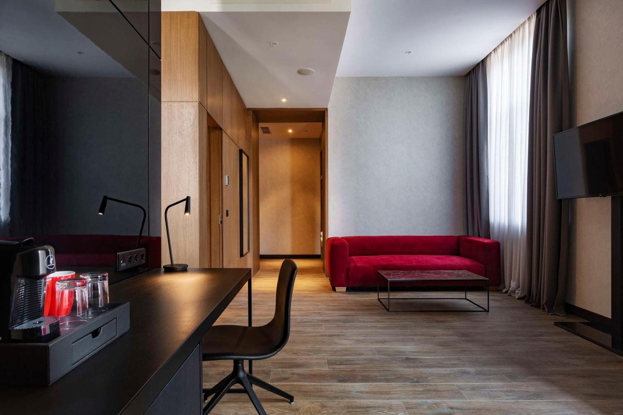 Radisson Red Tbilisi Hotel Eksteriør billede