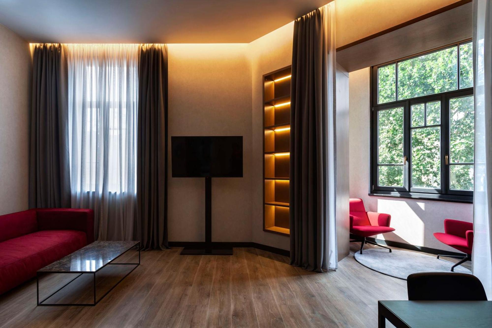 Radisson Red Tbilisi Hotel Eksteriør billede