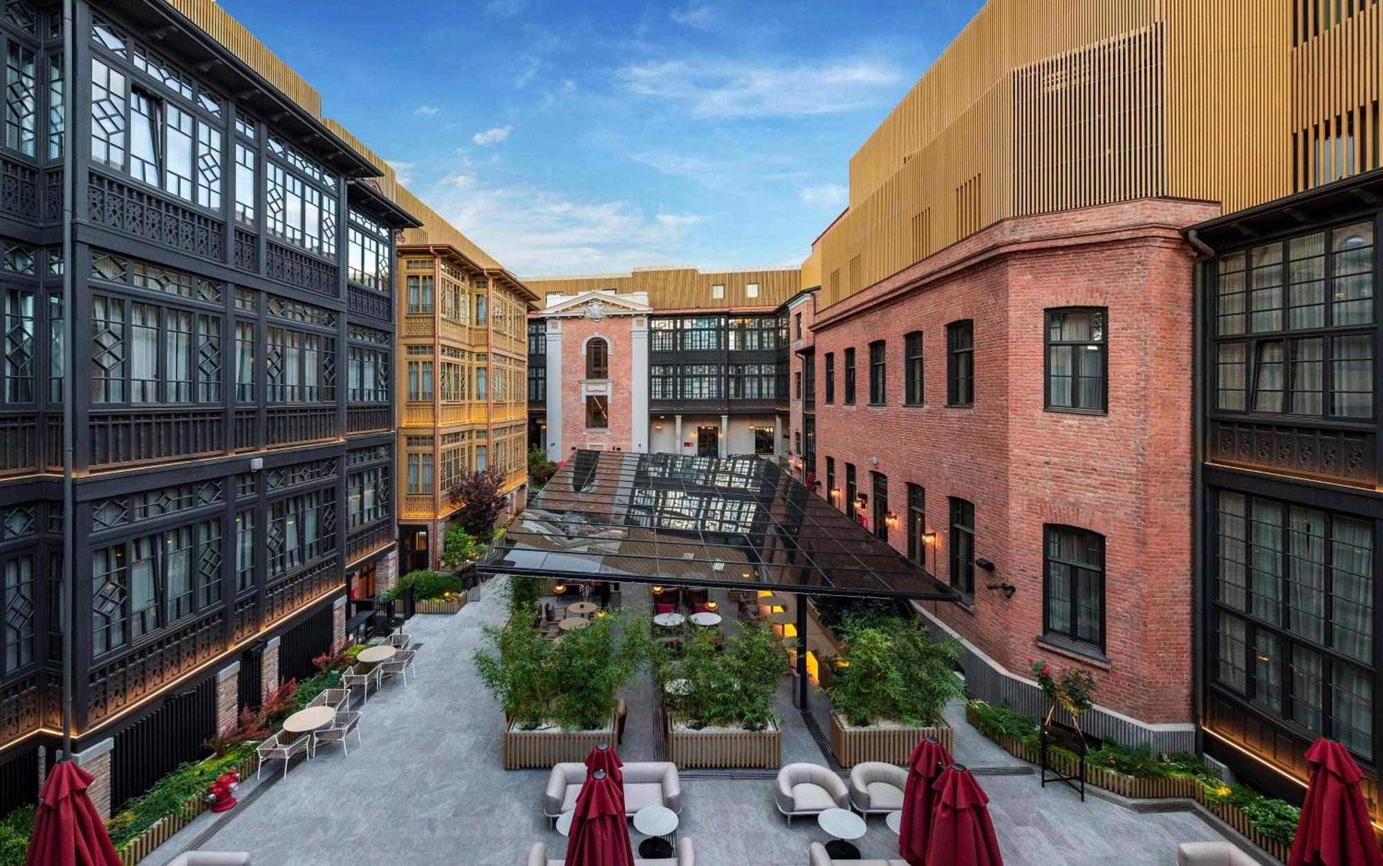 Radisson Red Tbilisi Hotel Eksteriør billede