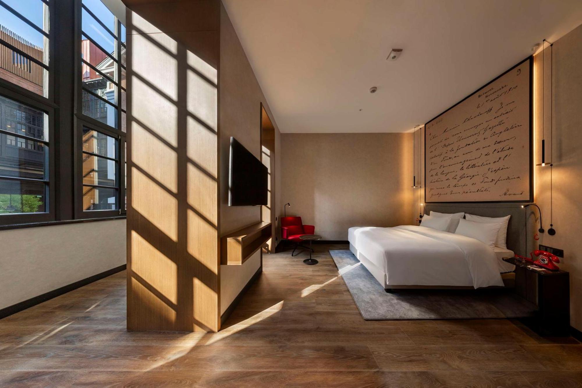 Radisson Red Tbilisi Hotel Eksteriør billede